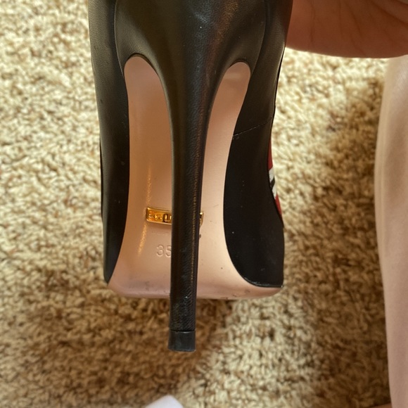Gucci king snake stilettos (open to offers) - Picture 10 of 14